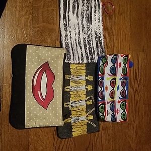 4 small makeup bags